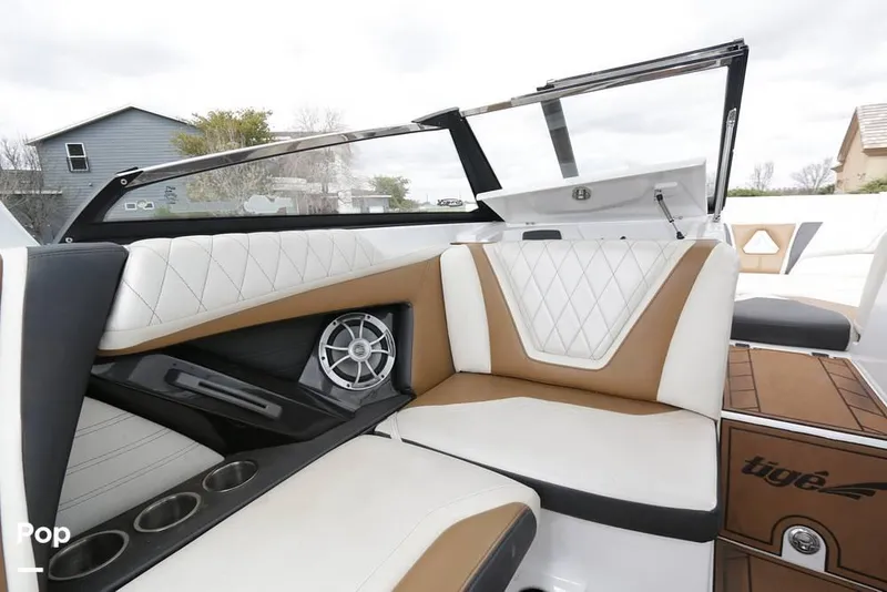 Slide: The Image of 2015 Tige ASR Apex Series for sale in Gilbert, AZ - 35