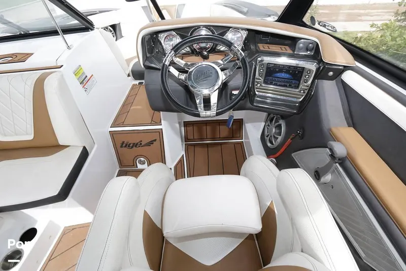 Slide: The Image of 2015 Tige ASR Apex Series for sale in Gilbert, AZ - 46