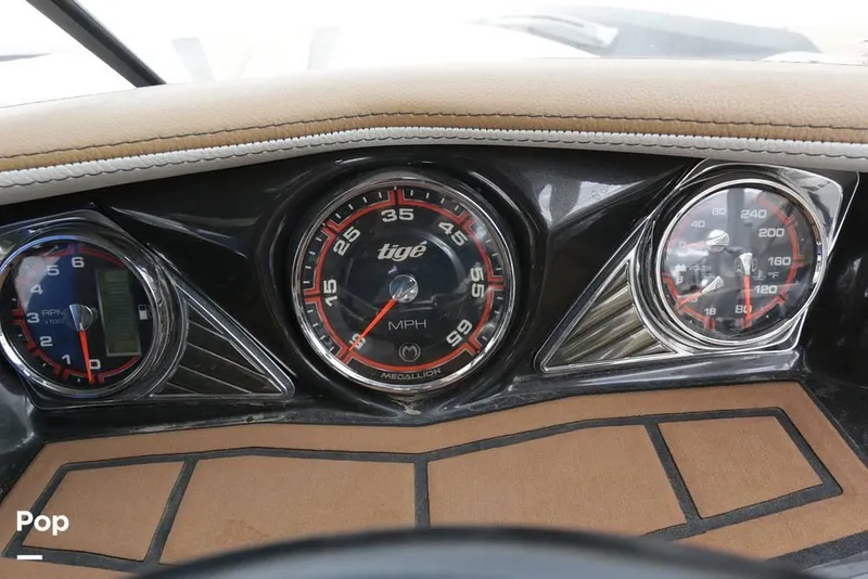 Slide: The Image of 2015 Tige ASR Apex Series for sale in Gilbert, AZ - 50