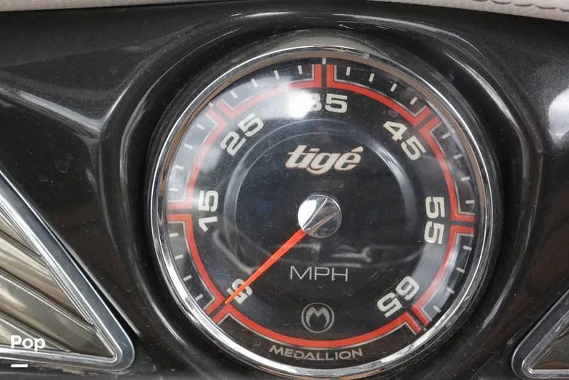 Slide: The Image of 2015 Tige ASR Apex Series for sale in Gilbert, AZ - 52