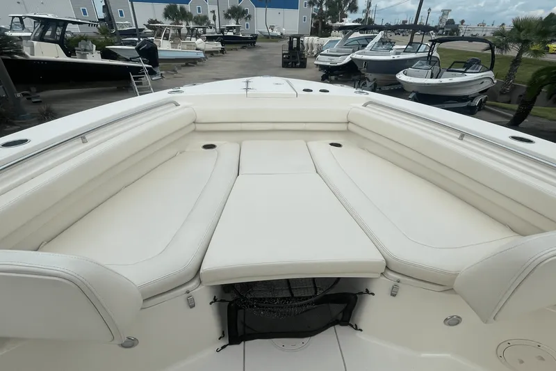 Slide: The Image of Grady-White 306 CANYON 2021 - 21