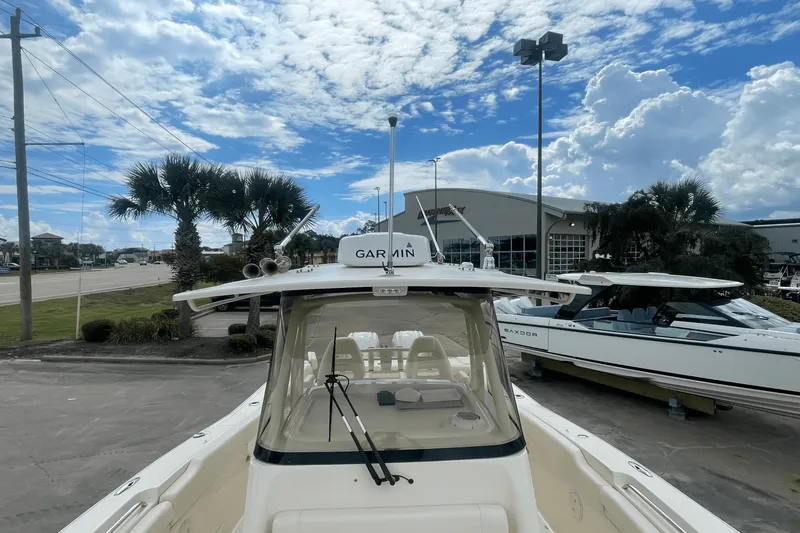 Slide: The Image of Grady-White 306 CANYON 2021 - 22