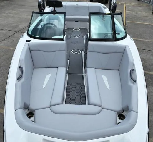 Slide: The Image of MasterCraft NXT24 2021 - 21