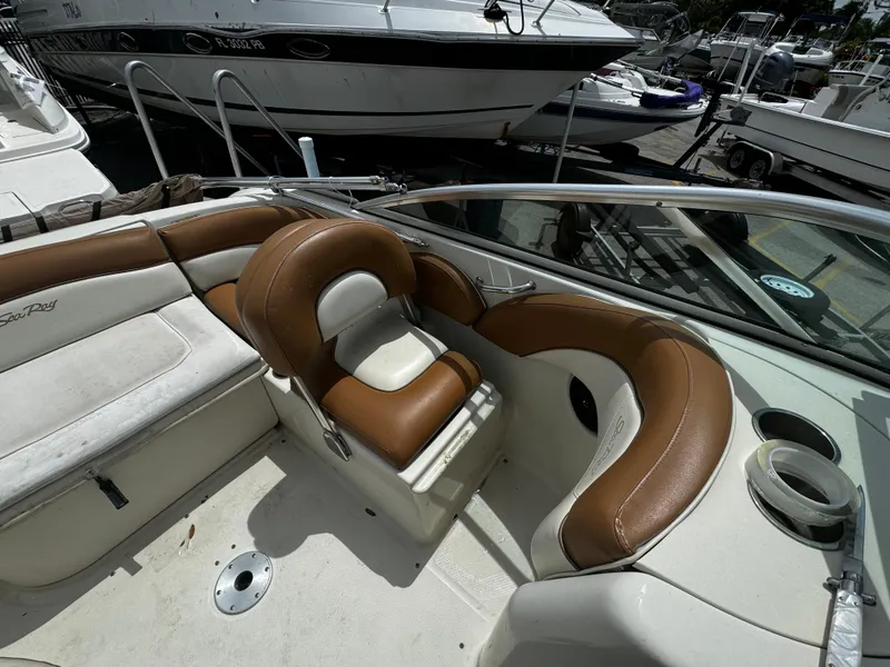 Slide: The Image of Sea Ray 200 Sundeck 2007 - 64