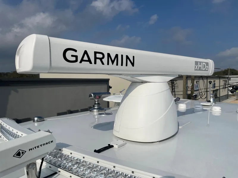 Slide: The Image of Garmin xHD2 radar on Freeman 37 boat, 2019 model, with Nitetack equipment. - 27