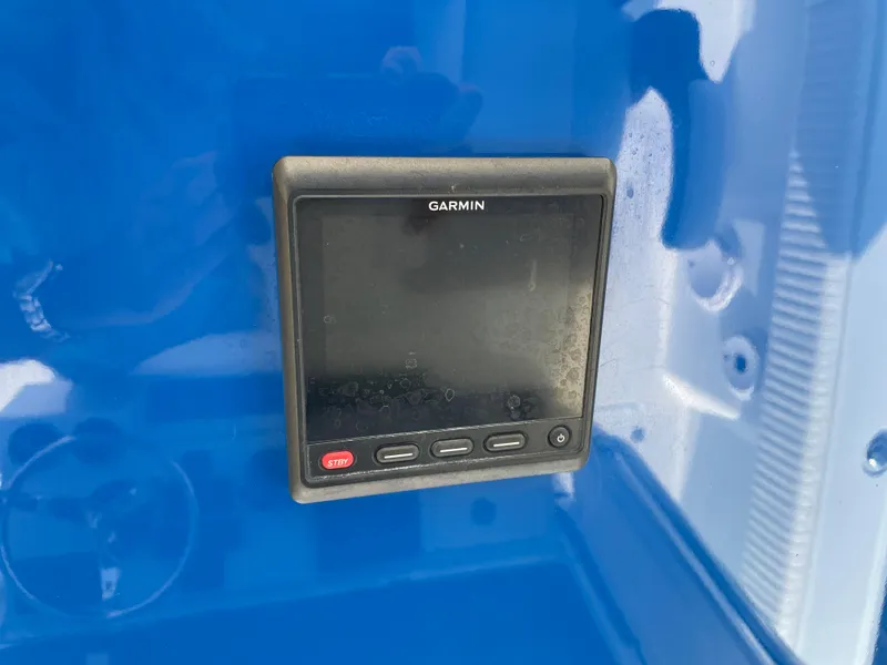 Slide: The Image of Garmin display on a 2019 Freeman 37 boat. - 32
