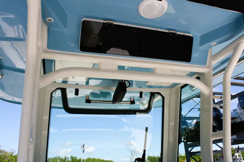 Slide: The Image of Boston Whaler 280 Dauntless 2026 - 30