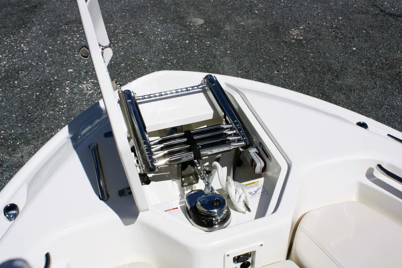 Slide: The Image of Boston Whaler 280 Dauntless 2026 - 41