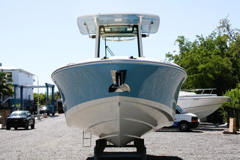 Slide: The Image of Boston Whaler 280 Dauntless 2026 - 7
