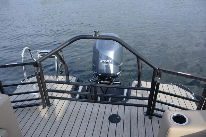 Slide: The Image of Manufacturer Provided Image - 15