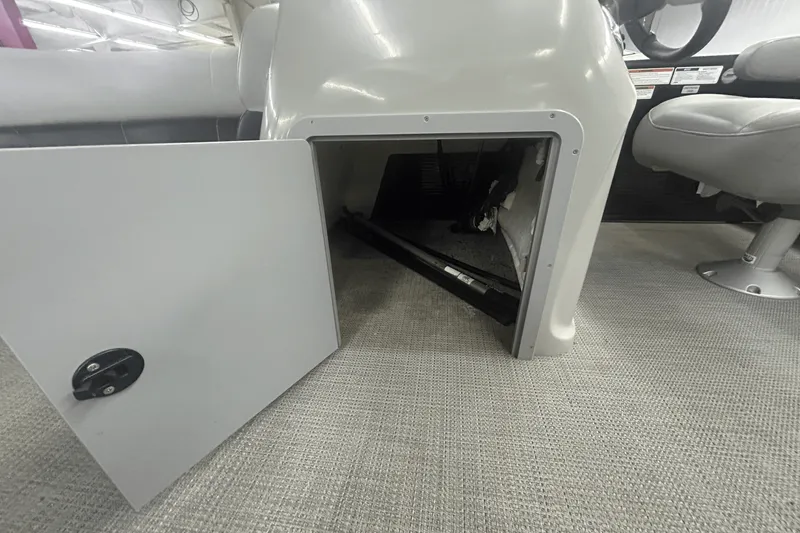 Slide: The Image of Manitou 210 AURORA LE 2019 - 39