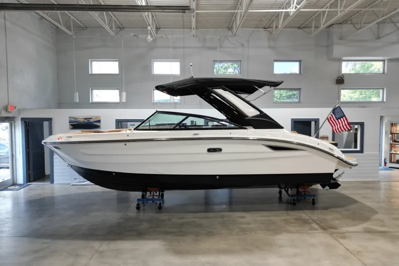 The Image of Sea Ray SDX 250 2026 - 0