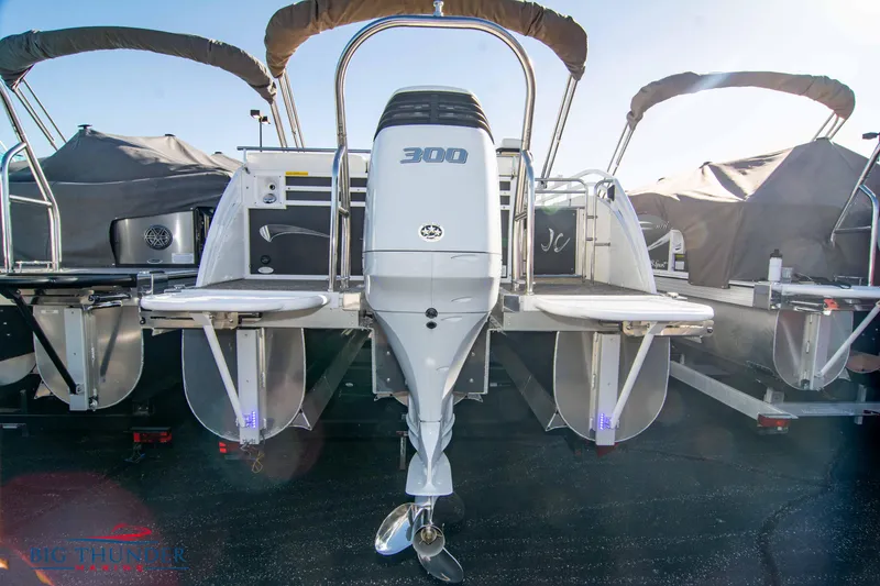 Slide: The Image of 2022 JC NEPTOON 27 TT SPORT boat with powerful 300 HP outboard motor. - 4