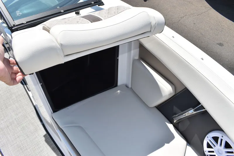 Slide: The Image of Monterey M-205 2025 - 41