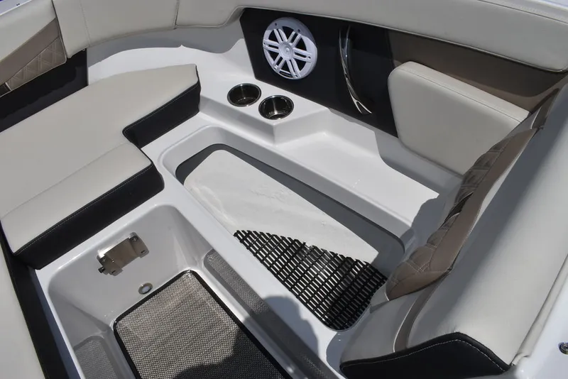 Slide: The Image of Monterey M-205 2025 - 43