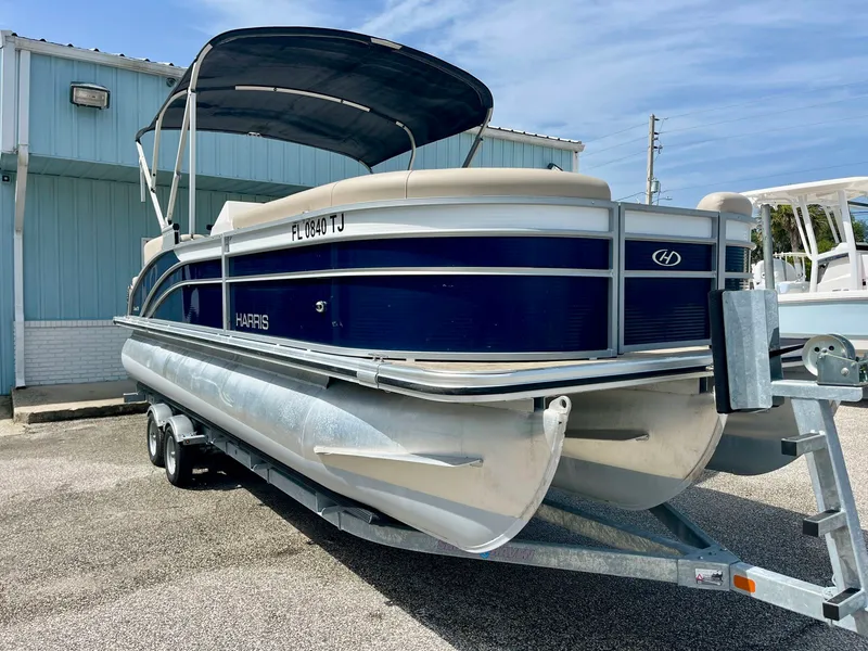 Slide: The Image of Harris 230 cruiser Harris #7 2023 - 3