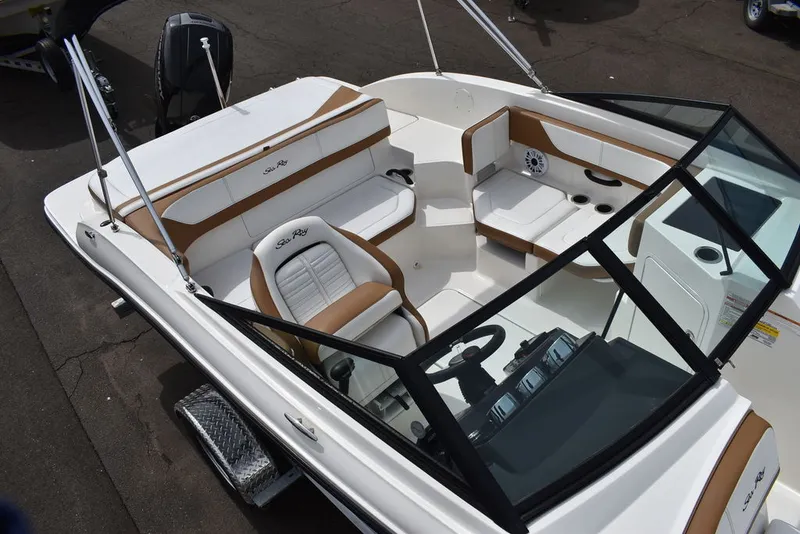 Slide: The Image of Sea Ray SPX 190 OB 2018 - 14