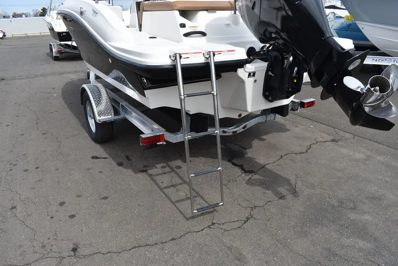 Slide: The Image of Sea Ray SPX 190 OB 2018 - 19