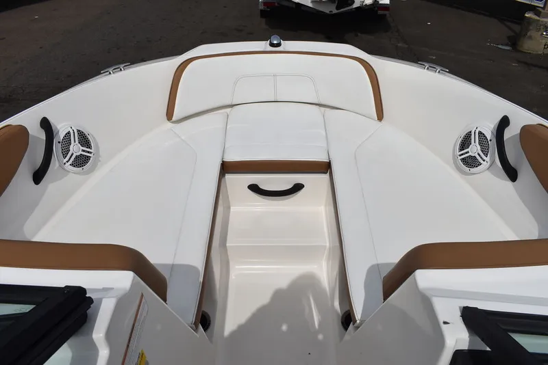 Slide: The Image of Sea Ray SPX 190 OB 2018 - 46