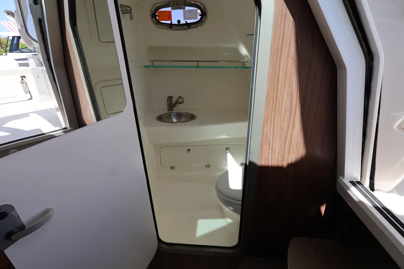 Slide: The Image of Boston Whaler 285 Conquest 2026 - 26