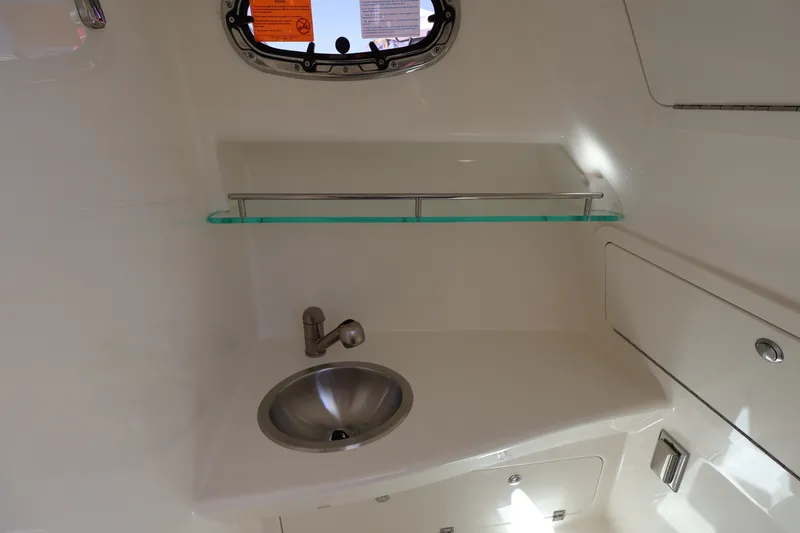 Slide: The Image of Boston Whaler 285 Conquest 2026 - 28