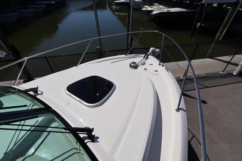 Slide: The Image of Boston Whaler 285 Conquest 2026 - 34