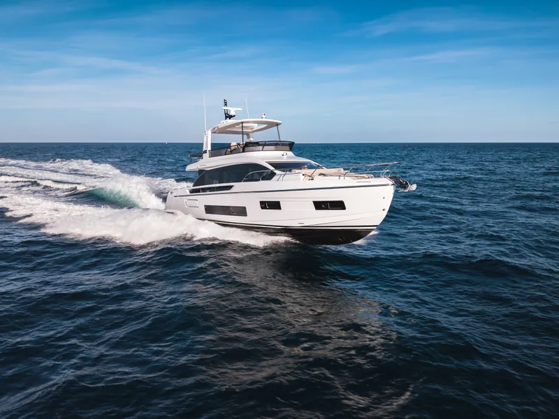 The Image of Azimut Fly 62 2026 - 0