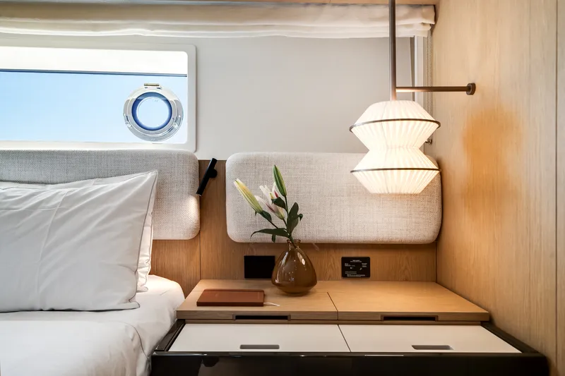 Slide: The Image of Azimut Fly 62 2026 - 30