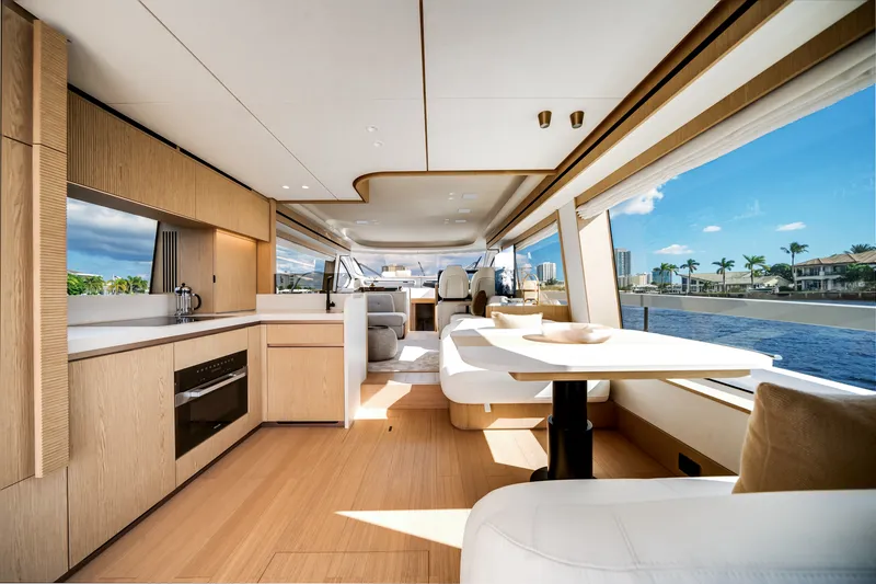 Slide: The Image of Azimut Fly 62 2026 - 38