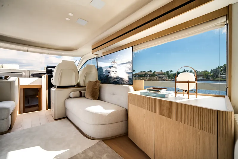 Slide: The Image of Azimut Fly 62 2026 - 46