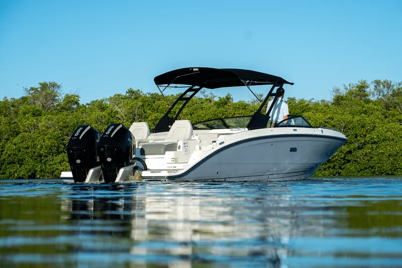 Slide: The Image of Sea Ray SDX 290 Outboard 2026 - 3