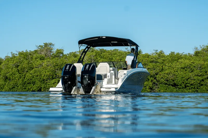 Slide: The Image of Sea Ray SDX 290 Outboard 2026 - 45