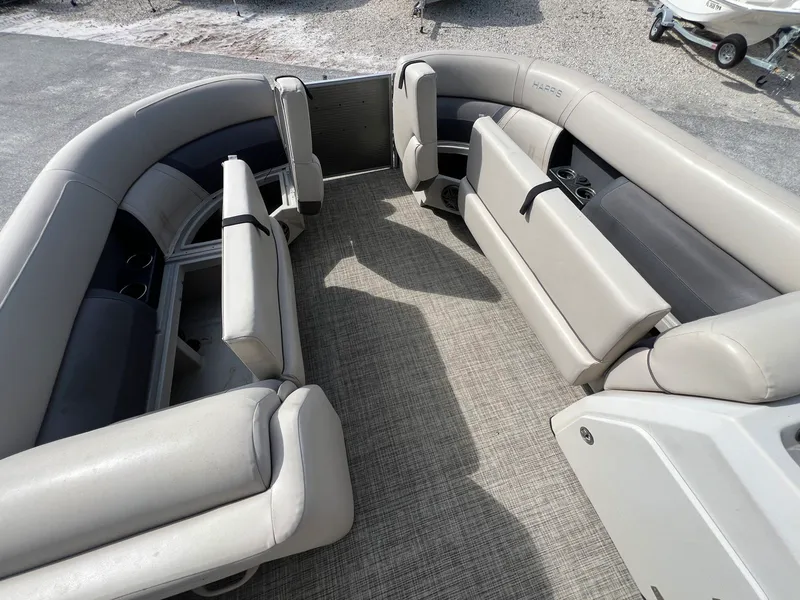 Slide: The Image of Harris 230 Cruiser 2023 - 13