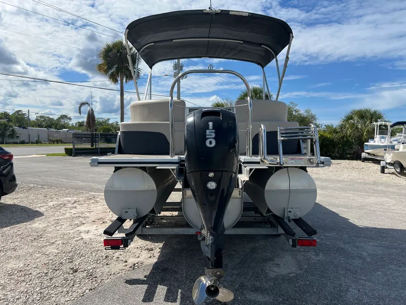 Slide: The Image of Harris 230 Cruiser 2023 - 5