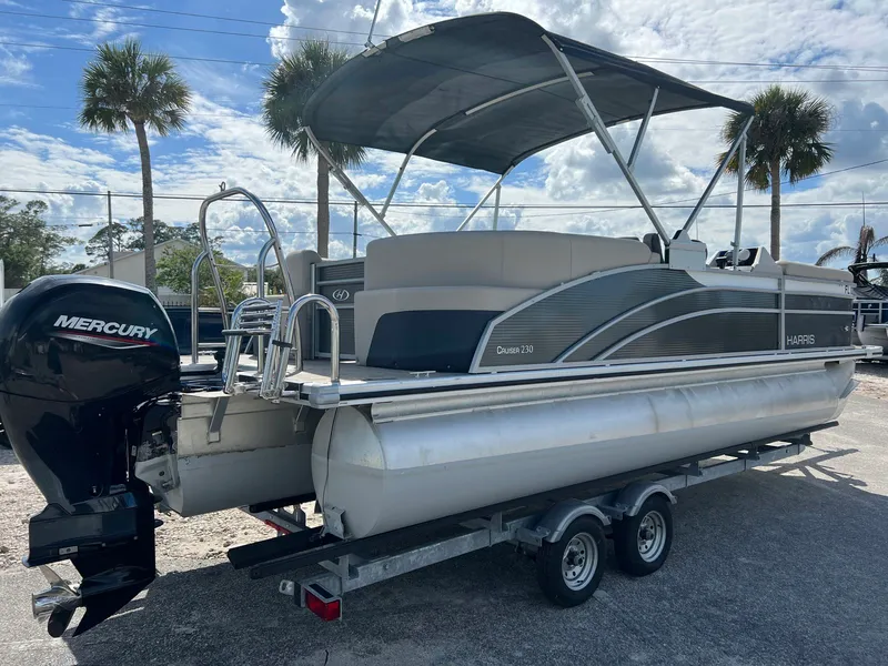 Slide: The Image of Harris 230 Cruiser 2023 - 6