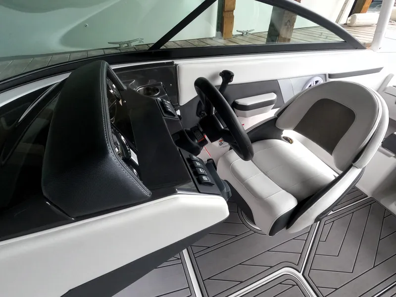 Slide: The Image of Monterey M-22 2023 - 51