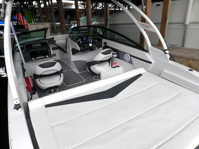 Slide: The Image of Monterey M-22 2023 - 52