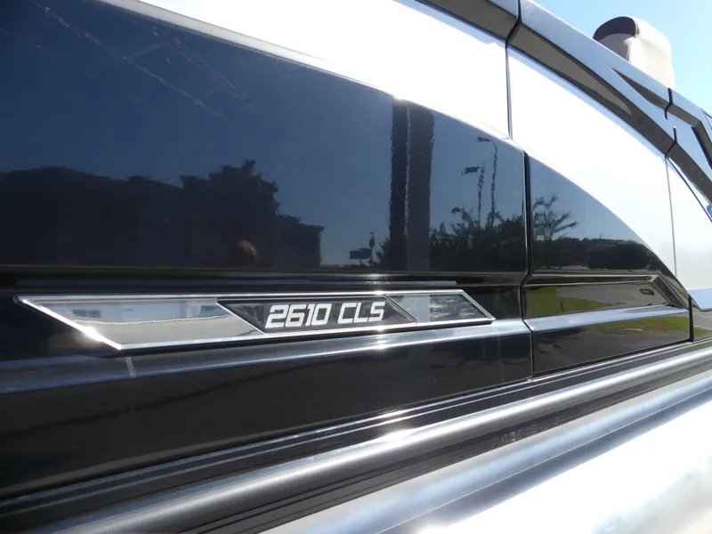 Slide: The Image of 2023 Silver Wave 2610 CLS SW7 boat exterior close-up. - 21