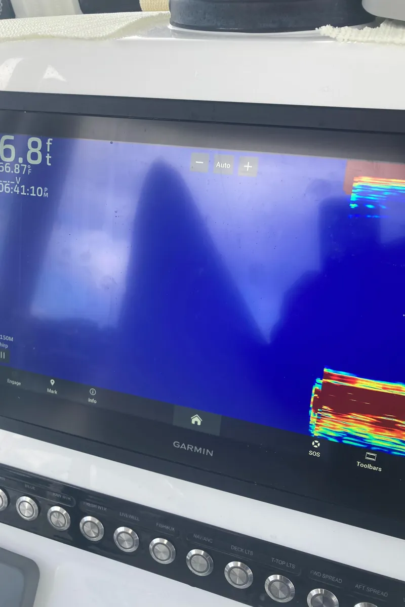 Slide: The Image of Garmin fishfinder display on 2020 Regulator 23 Forward Seating boat. - 13
