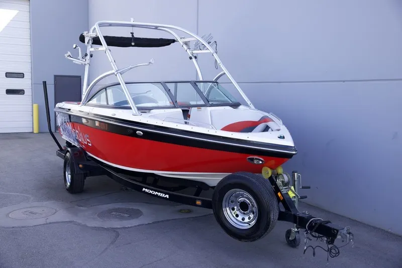 Slide: The Image of Moomba Boats MOBIUS 2009 - 7