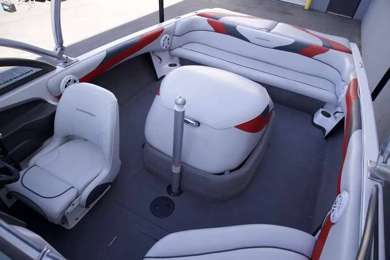Slide: The Image of Moomba Boats MOBIUS 2009 - 20