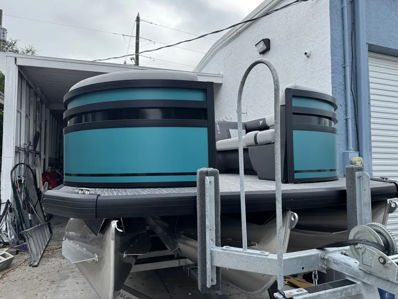 Slide: The Image of Viaggio X22Q 2027 - 2