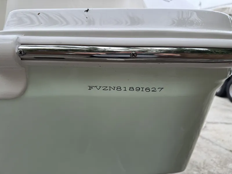 Slide: The Image of Bulls Bay 230CC 2027 - 19