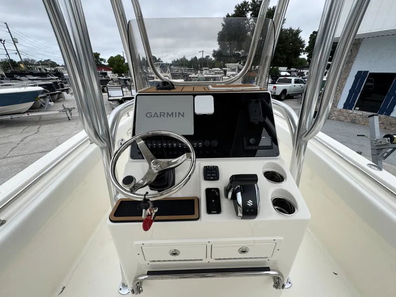 Slide: The Image of Bulls Bay 255 CC 2027 - 15