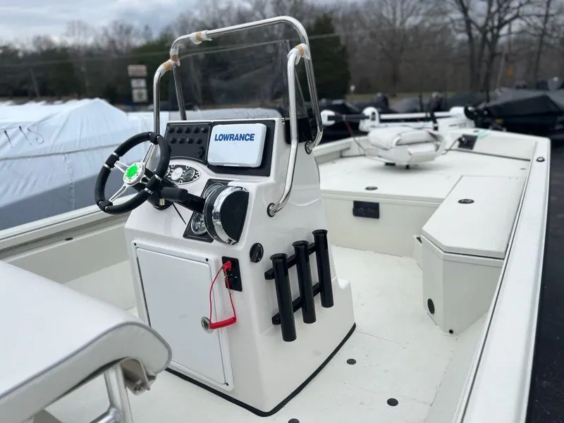 Slide: The Image of 2023 Ranger RB190 boat with Lowrance electronics and steering console. - 6