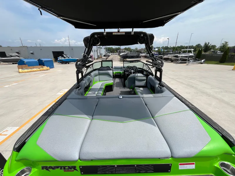 Slide: The Image of Moomba Craz 2016 - 14