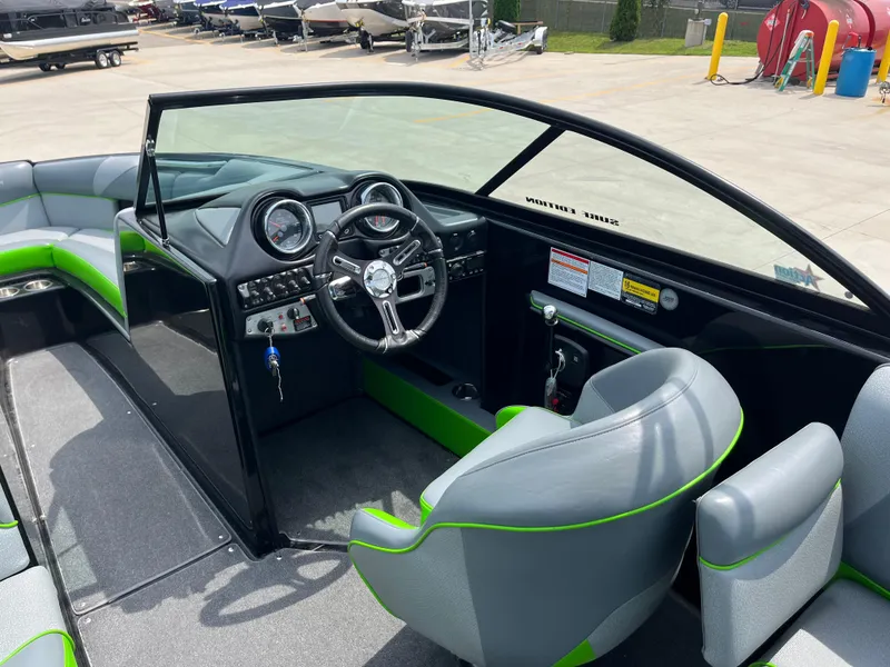 Slide: The Image of Moomba Craz 2016 - 18