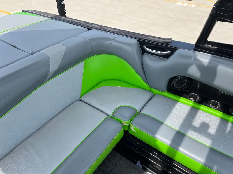 Slide: The Image of Moomba Craz 2016 - 23