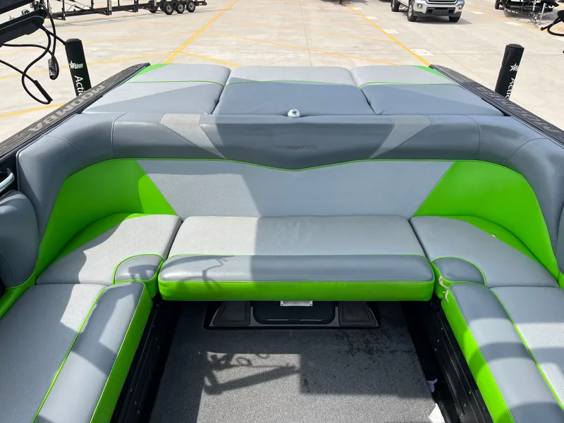 Slide: The Image of Moomba Craz 2016 - 24