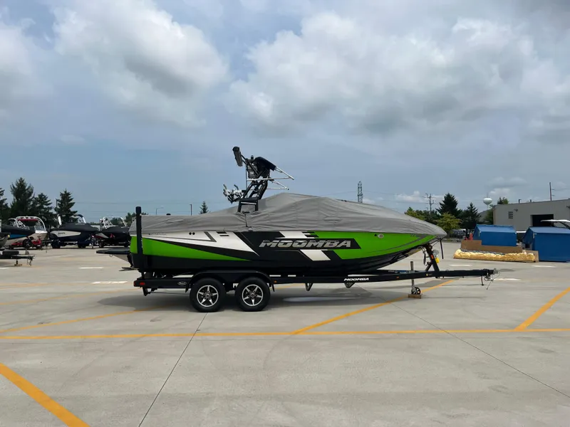 Slide: The Image of Moomba Craz 2016 - 32